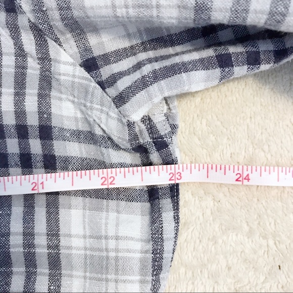 ⛔️SOLD⛔️ Men’s Banana Republic Plaid Linen Shirt - Picture 6 of 7